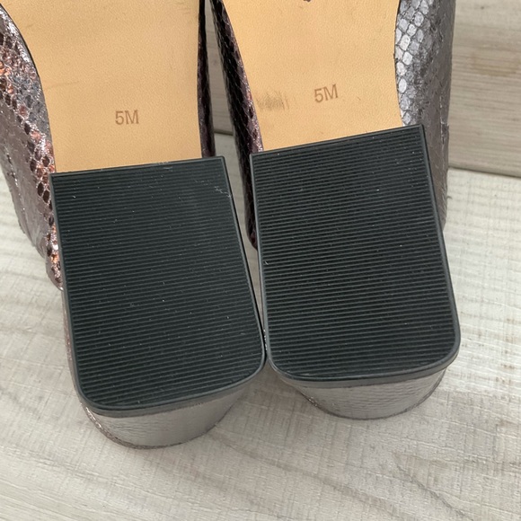 14th & Union 2.5” Block Heels - Picture 8 of 14